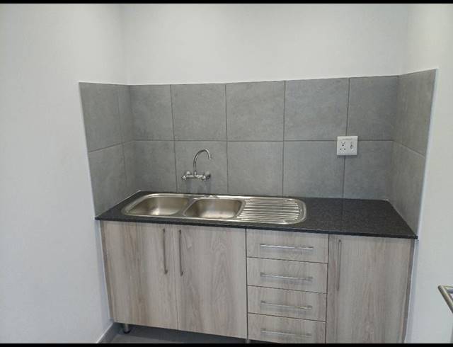 INDUSTRIAL PROPERTY TO RENT IN HIGHVELD